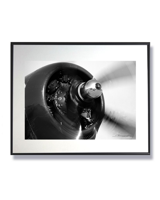 Vibration d’Acier et de Lumière