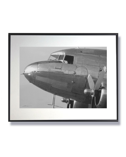 Douglas DC-3 — L’Âme d’Acier du Ciel