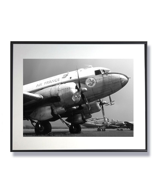Douglas DC-3 sous l’Orage