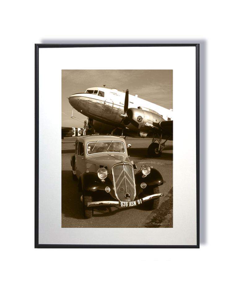 La rencontre d’une Traction et d’un DC-3 sous un ciel d’antan