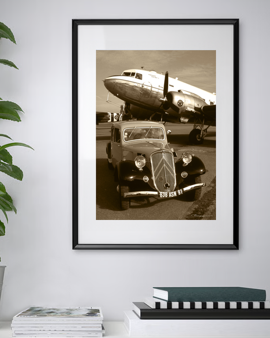 La rencontre d’une Traction et d’un DC-3 sous un ciel d’antan